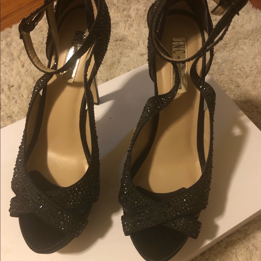 Sparkly jeweled platform heels size 9.5